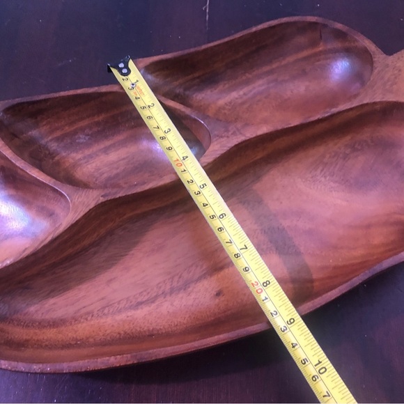 - Vintage Large Monkey Pod Wood Leaf Shaped Serving Dish. 19” Long. Like N… - Picture 4 of 5